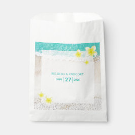 Bolsa De Papel Boda de playa tropical de Plumeria Frangipani Amar
