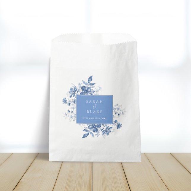 Bolsa De Papel Boda Floral de Blue Toile (Subido por el creador)