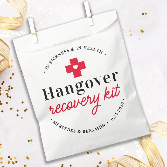 Bolsa De Papel Boda personalizado de Hangover Recovery Kit (Subido por el creador)