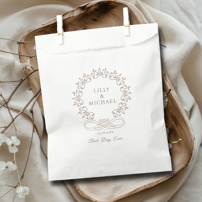 Bolsa De Papel Boda Real, Elegante, "Mejor Día de la Historia" (Customer-specific, elegant, royal, crest Wedding Favor Bags with your name & date. )