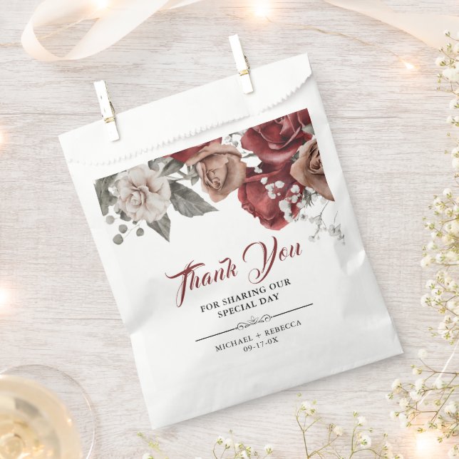 Bolsa De Papel Bodas Florales de Rosas Rojas de Borgoña (Cortado)