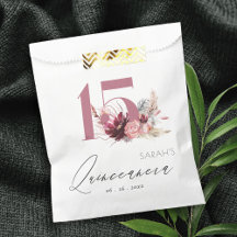 Borgoña Rubor Floral Pampas Grass Quinceanera