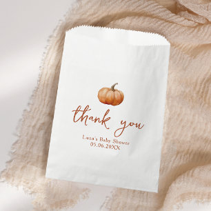 Bolsa De Papel Caída Tocada Un Pequeño Baby Shower De Calabaza