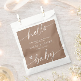 Bolsa De Papel Chupinada de bebé marrón beige con letra elegante