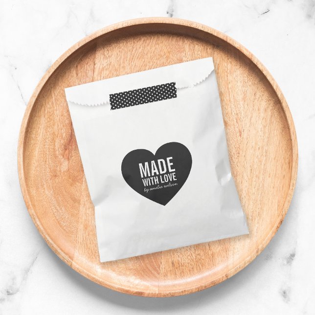 Bolsa De Papel Corazón Negrita y elegante hecho con amor (Subido por el creador)