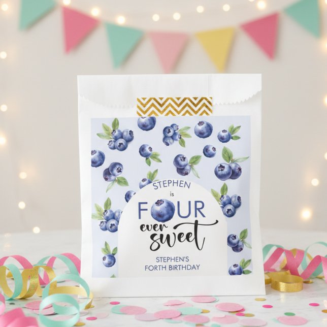 Bolsa De Papel Cuatro niños dulces de la época de los arándanos (Subido por el creador)