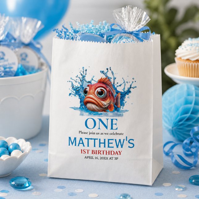 Bolsa De Papel Cumpleaños 1 de Pez Azul Agua Lindo (Cute Water Blue Fish 1st Birthday Favor Bag)