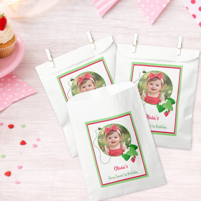 Bolsa De Papel Cumpleaños número 1 de Fresa Dulce Fresa Foto (Subido por el creador)