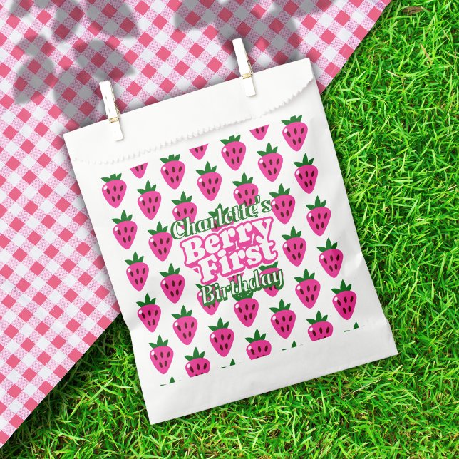Bolsa De Papel Cumpleaños primero de Fresa Rosa  (Subido por el creador)