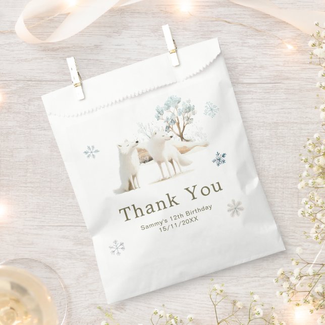 Bolsa De Papel Cute Winter Arctic Wolf Birthday Party (Cortado)