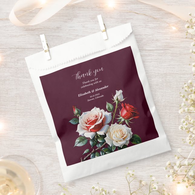 Bolsa De Papel Dark Pretty pink white red roses floral wedding (Cortado)