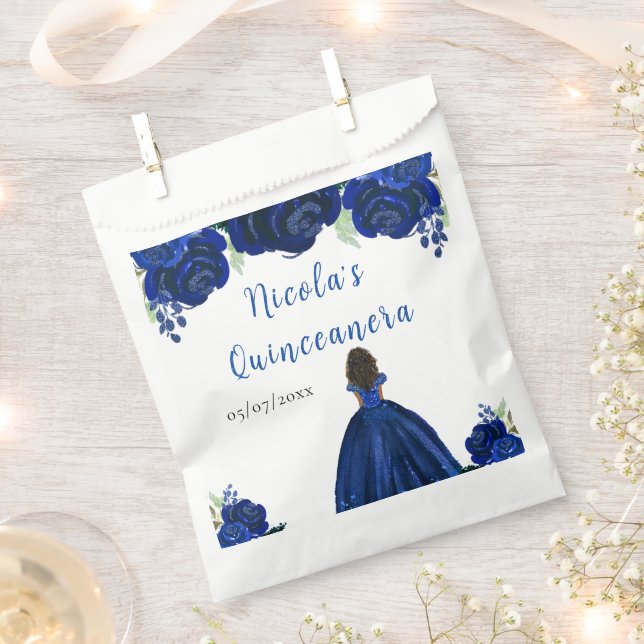 Bolsa De Papel Dark Skin Princess Navy Floral Quinceanera (Cortado)