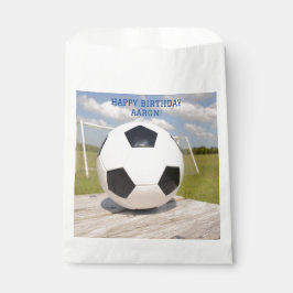 Bolsa De Papel Deportes en bolas de fútbol blanco y negro