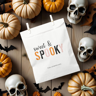 Bolsa De Papel Dulces y tratamientos espeluznantes Feliz Hallow