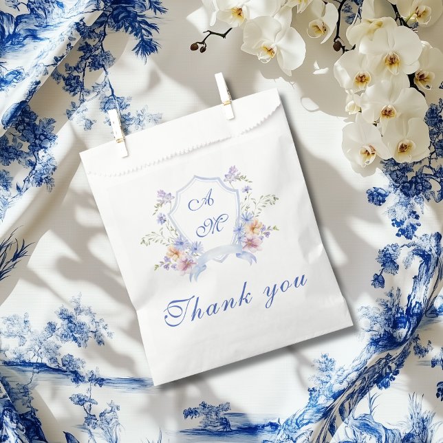 Bolsa De Papel Dusty Blue Crest Floral Wedding (Subido por el creador)