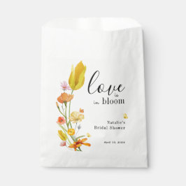 Bolsa De Papel El amor en la flor salvaje de primavera florecient