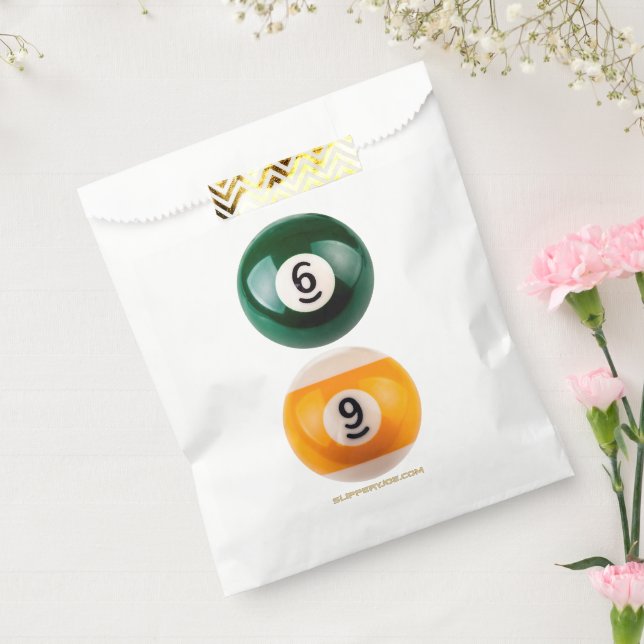 Bolsa De Papel El billar duro 69 de SlipperyJoe con una bola de b (Sellado)