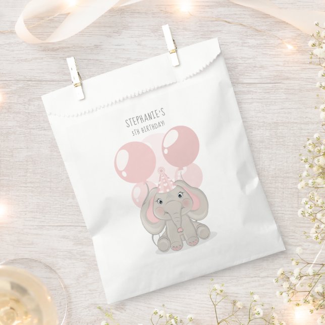 Bolsa De Papel Elefante en el Gorra de la fiesta de cumpleaños (Cortado)