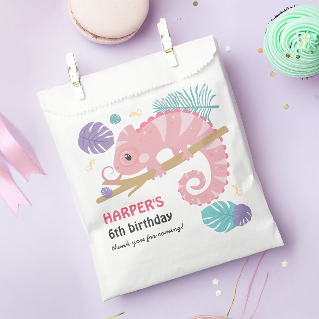Bolsa De Papel Escalas y colas Cumpleaños del Reptil Chica (You'll be “swamped” for guests with our scales and tails girl's reptile birthday party supplies! )