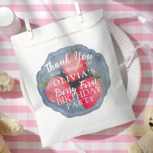 Bolsa De Papel Favor de cumpleaños de fresa roja Berry First (Subido por el creador)
