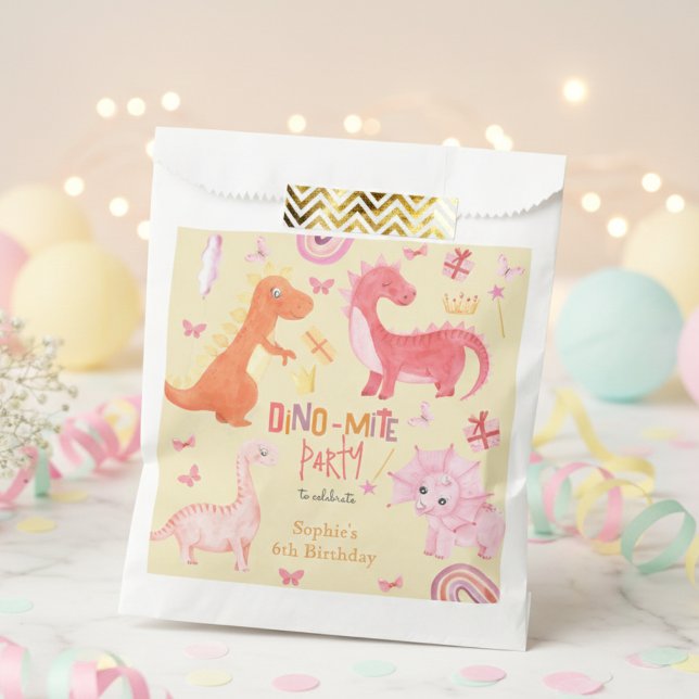 Bolsa De Papel Fiesta de cumpleaños de dino rosa Dino-mite (Subido por el creador)