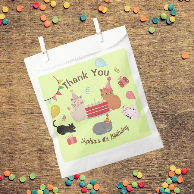 Bolsa De Papel Fiesta de Cumpleaños de Gatos de Dibujos Animados (Subido por el creador)