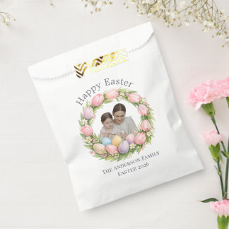 Bolsa De Papel Floral Wreath & Family Photo Personalized Easter