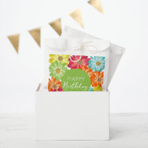 Flores de primavera coloridas y felices cumpleaños