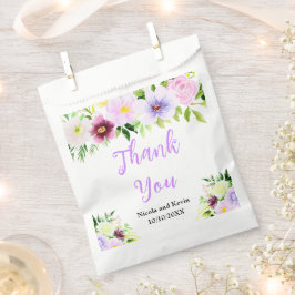 Bolsa De Papel Flores púrpuras de primavera con follaje