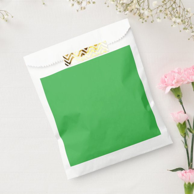 Bolsa De Papel fondo verde con borde blanco (Sellado)