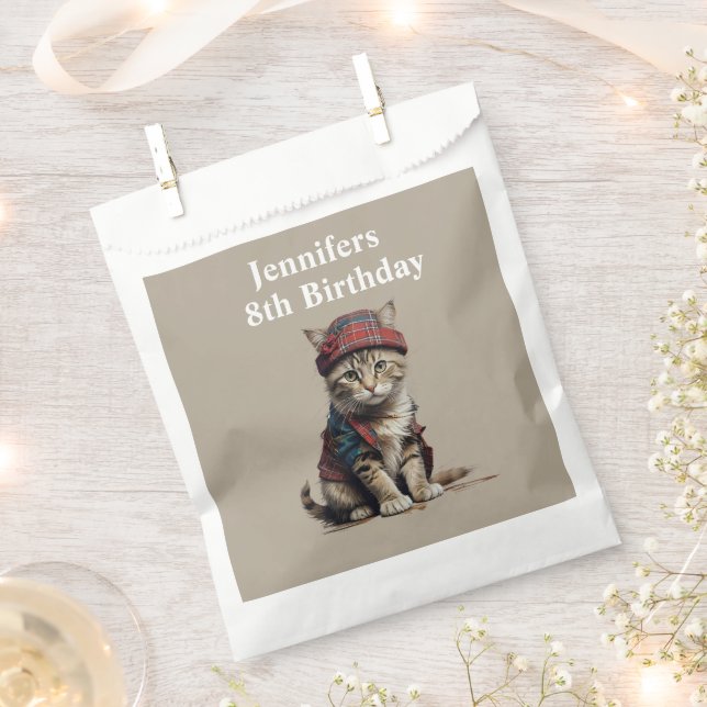 Bolsa De Papel gato de cumpleaños con disfraz escocés (Cortado)