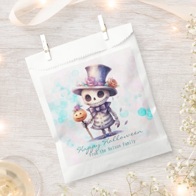 Bolsa De Papel Ghoul en Top Hat y Bow Tie Happy Halloween (Cortado)
