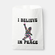 Gracioso pie de playa que creo en la paz