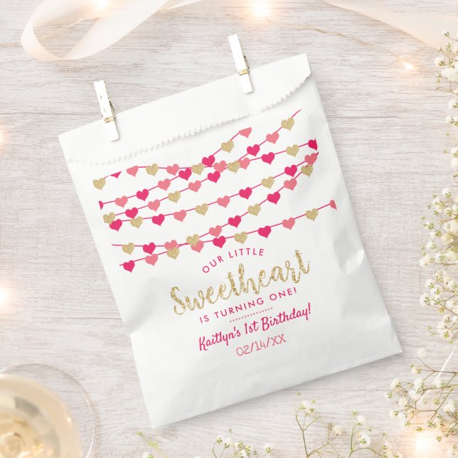Bolsa De Papel Hanging Love Hearts Little Sweetheart Birthday (Cortado)