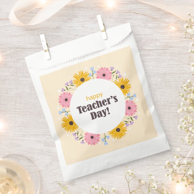 Bolsa De Papel Happy Teacher's Day Wild Flowers (Cortado)