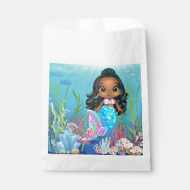 Bolsa De Papel Hermosa sirena negra jugando en el mar