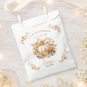 Bolsa De Papel La Calabaza Pequeña Está En Camino De Baby Shower
