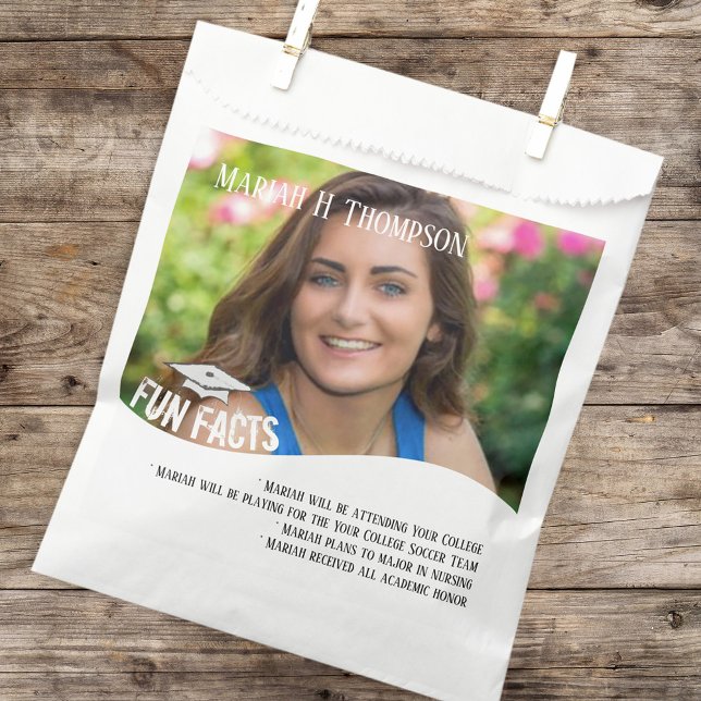 Bolsa De Papel La golosina de graduación favorece los datos simpl (Subido por el creador)