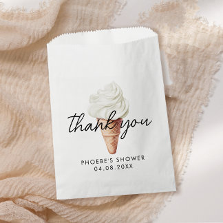 Bolsa De Papel La han sacado de la ducha de novia de vainilla