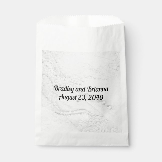 Bolsa De Papel Lace blanco y plateado y perlas en Boda satinado (Anverso)