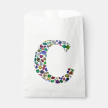 Letra monográfica inicial C moda