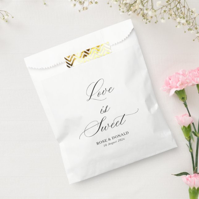 Bolsa De Papel Love is sweet black script wedding (Sellado)