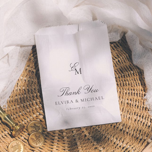 Bolsa De Papel Minimalist Monogram Editorial Wedding Thank You (Subido por el creador)
