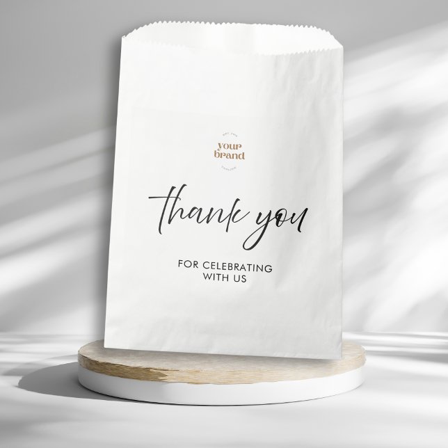 Bolsa De Papel Modern Minimal White Event Thank You Script Logo  (Subido por el creador)