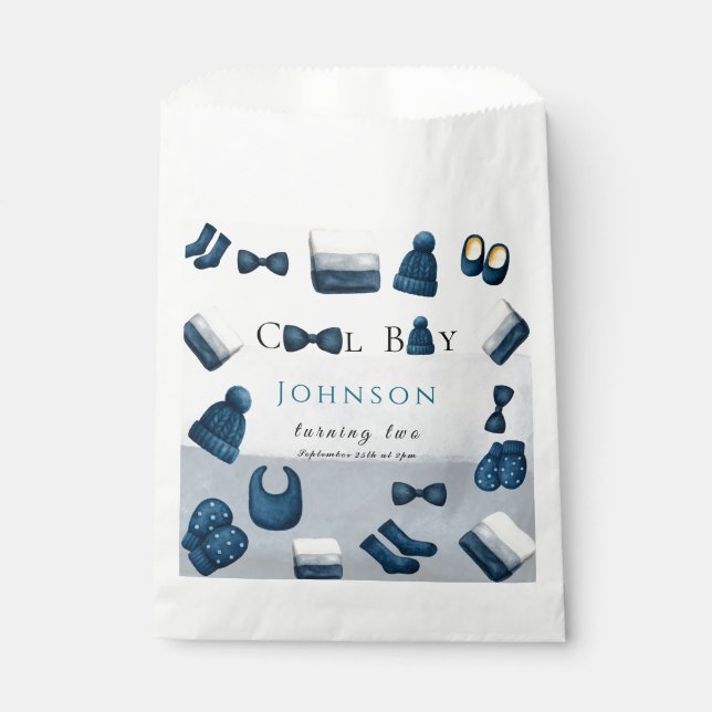 Bolsa De Papel navidades invierno cálido muchacho que cumple dos  (Anverso)