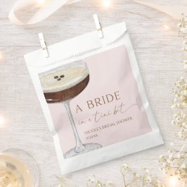 Bolsa De Papel Novia En Un Tini Bit Expresso Martini Despedida de
