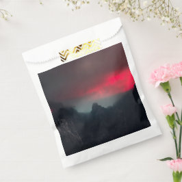 Bolsa De Papel Nubes, niebla y montañas ardiendo