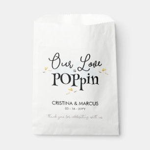 Bolsa De Papel Nuestro Amor Está Haciendo Estallar Palomitas De M