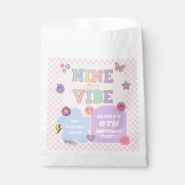 Bolsa De Papel Nueve es una fiesta de cumpleaños de Vibe Preppy P