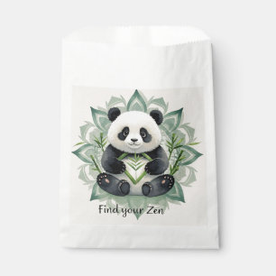 Bolsa De Papel Panda regordete sentado en una pose de loto Zen